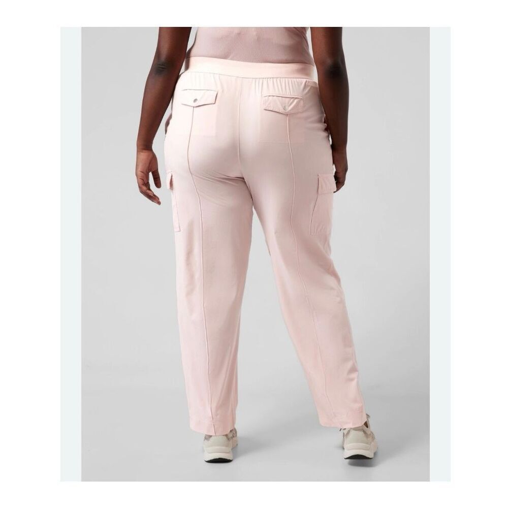 Athleta Vienna Cargo Pant in Orchid Pink Plus size size 20